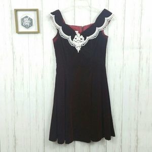 Jessica McClintock Gunne Sax Deep Red Velvet Dress Size 8